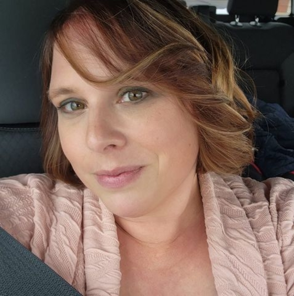 Meet your Posher, Jennifer